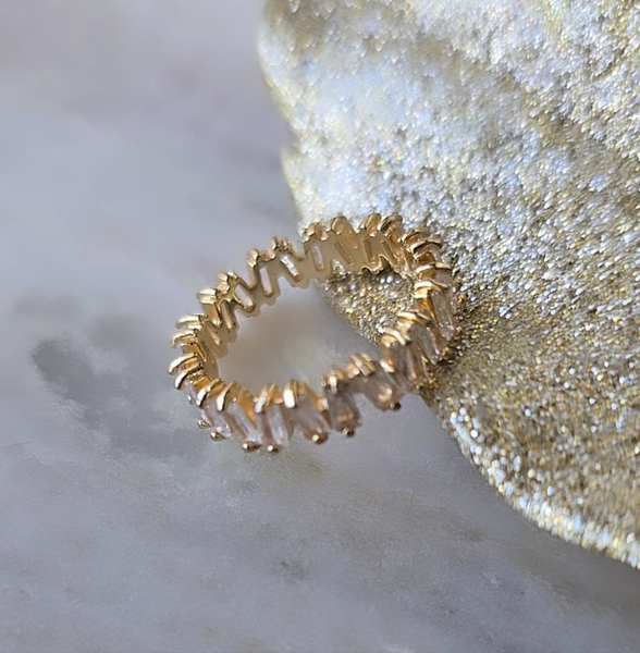 Luxury 18K Gold Plated Zircon  Ring in Gold.