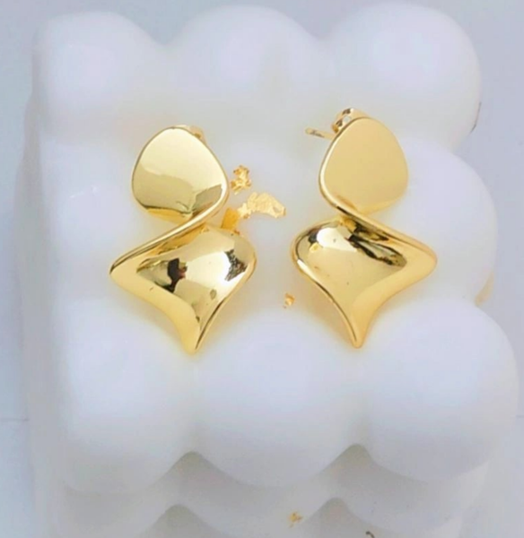 High Quality Gold Plated Twisted Earrings