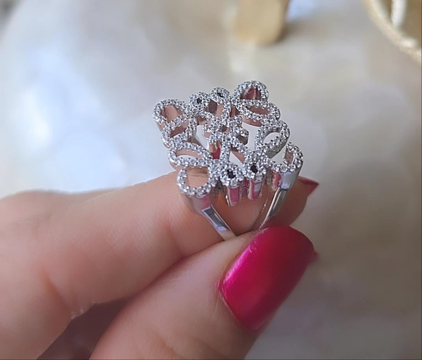 Luxury 18K Gold Plated Vantage  Ring in Silver